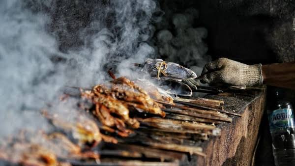 Pengasapan Ikan